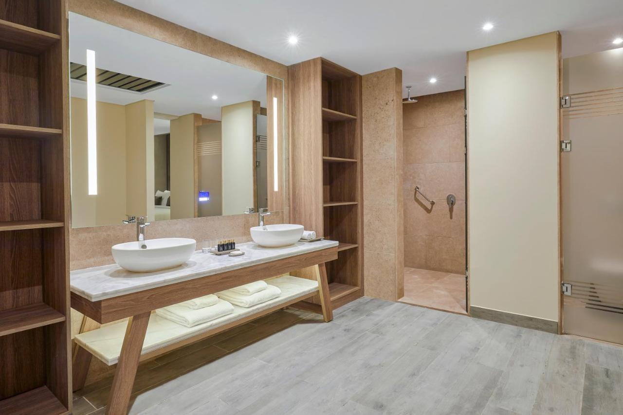 Hotel Hyatt Regency Cairo West 6th of October City Exterior foto Bathroom